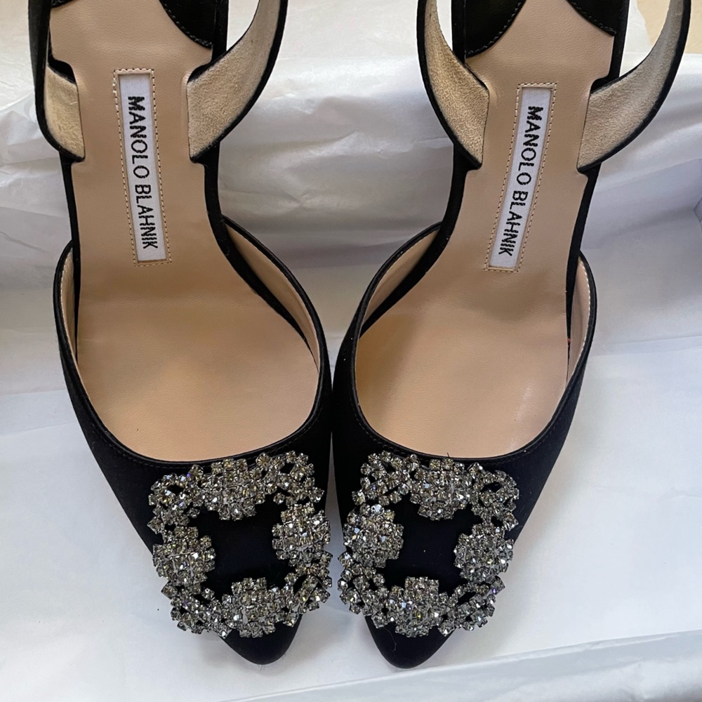 Manolo Blahnik HANGISLI Black Satin Jewel Buckle Slingback Pumps 70mm heel